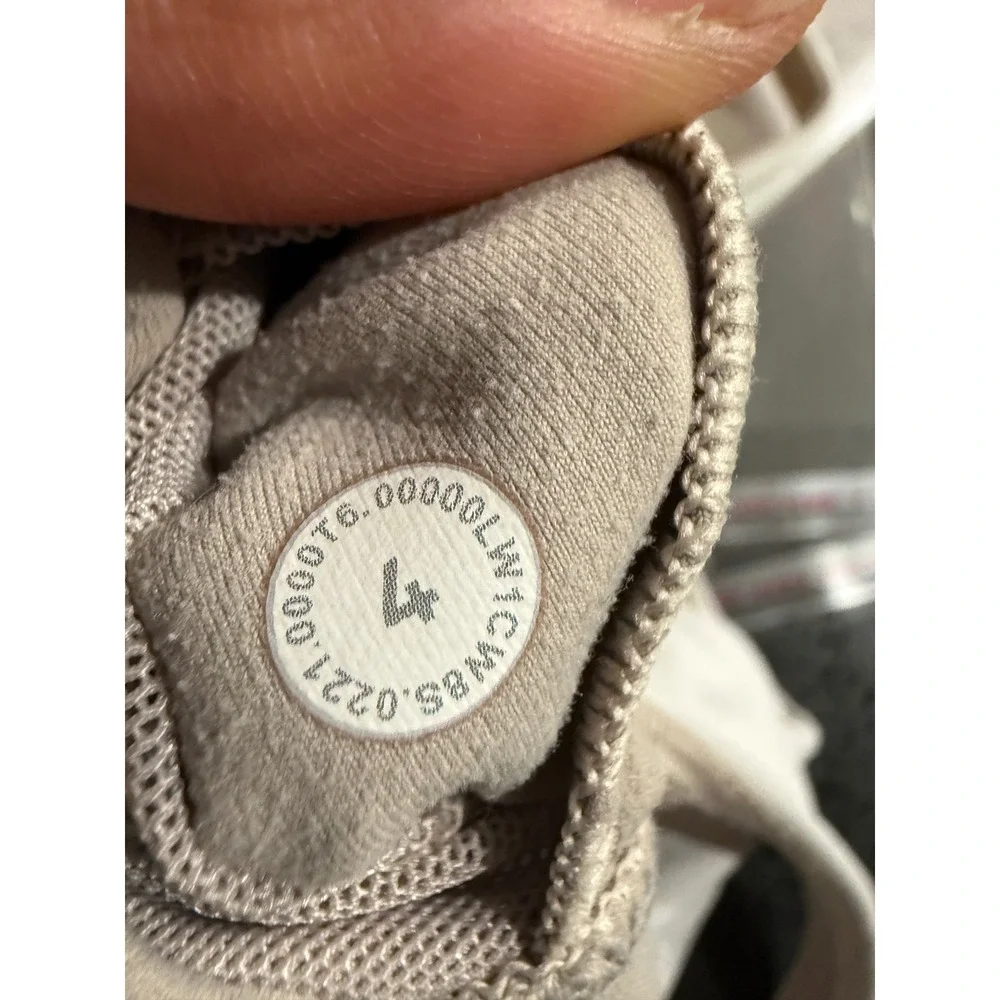 Lululemon Align Tank Top White Nulu Cropped Yoga Bra LW1CNBS Size 4